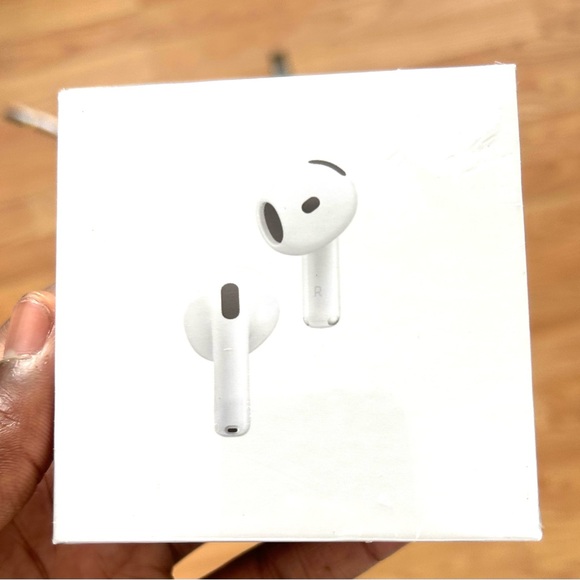 Apple AirPods with Active Noise Cancellation